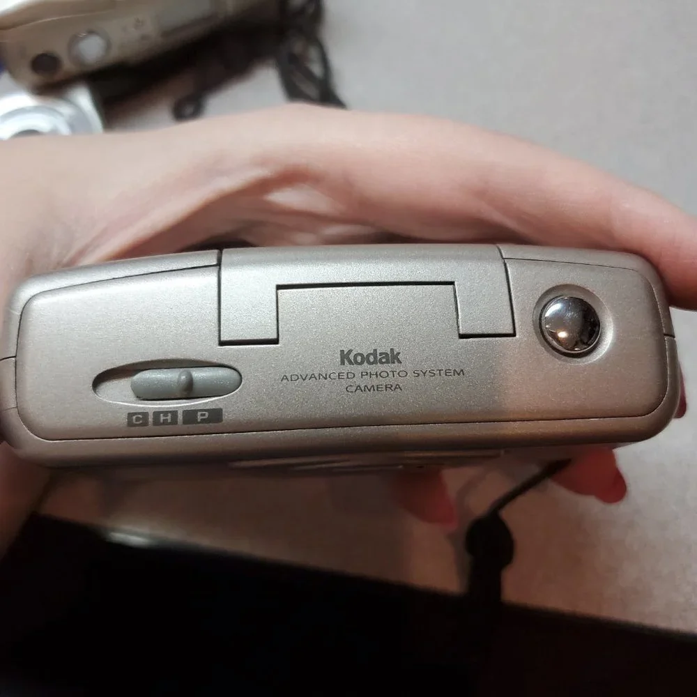 Kodak Advantix C400 Point & Shoot APS Film Camera Film, Good